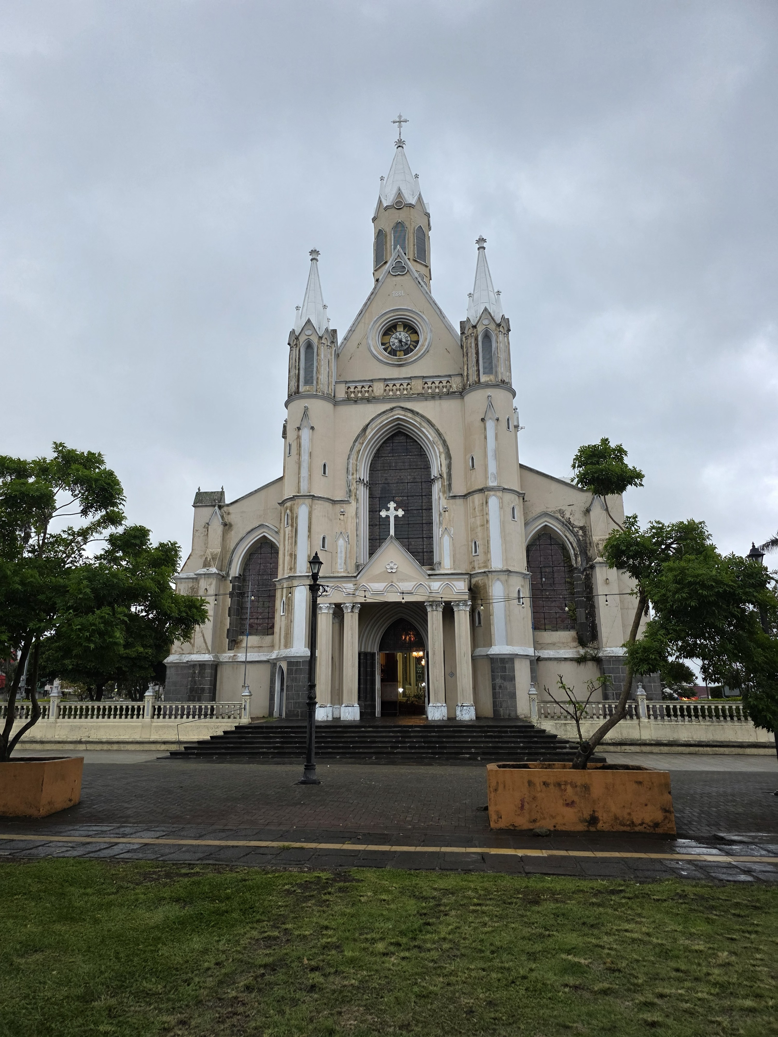 Banner de San Rafael de Heredia